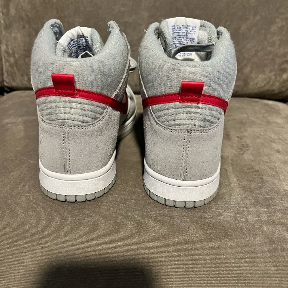 Nike Dunk - Picture 3 of 4
